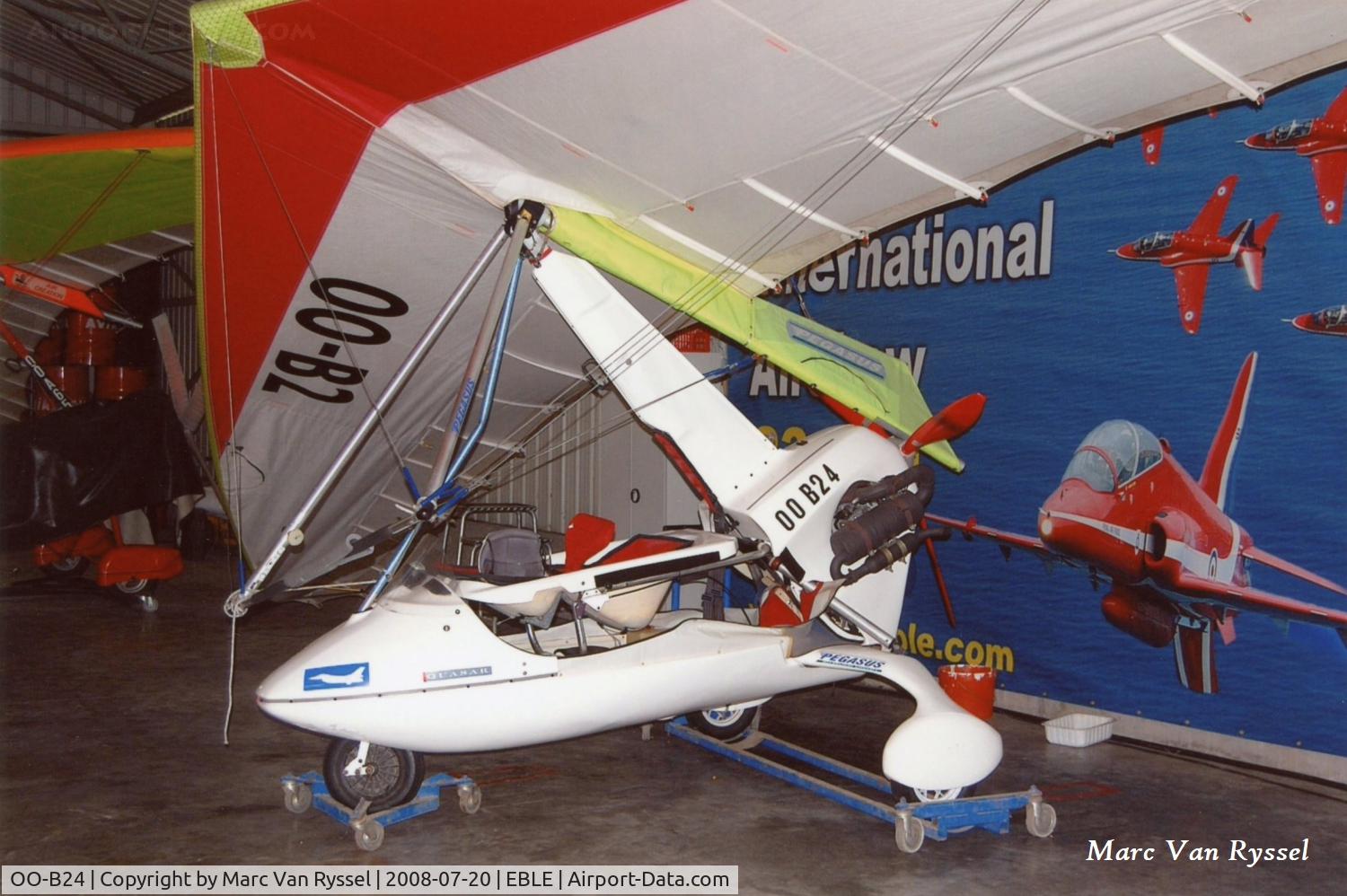 OO-B24, 1993 Solar Wings PEGASUS QUASAR IITC C/N 6572, At Sanicole Air Show 2008.