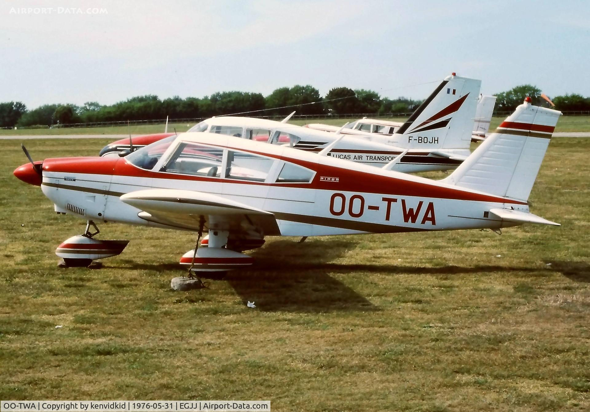 OO-TWA, Piper PA-28-180E Cherokee C/N 28-5608, At Jersey C.I.