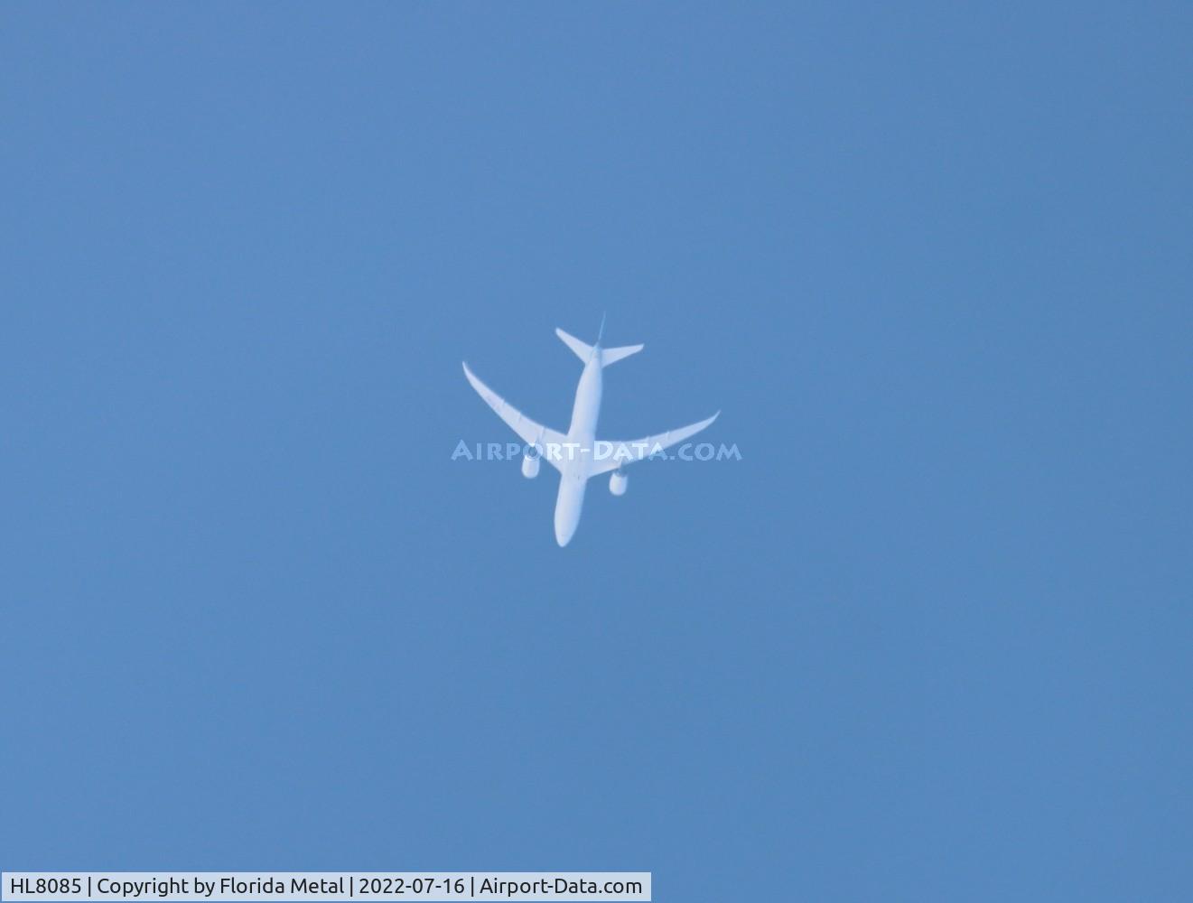 HL8085, 2017 Boeing 787-9 Dreamliner C/N 34814, Korean 789 zx over Northern Michigan flying YYZ-ICN
