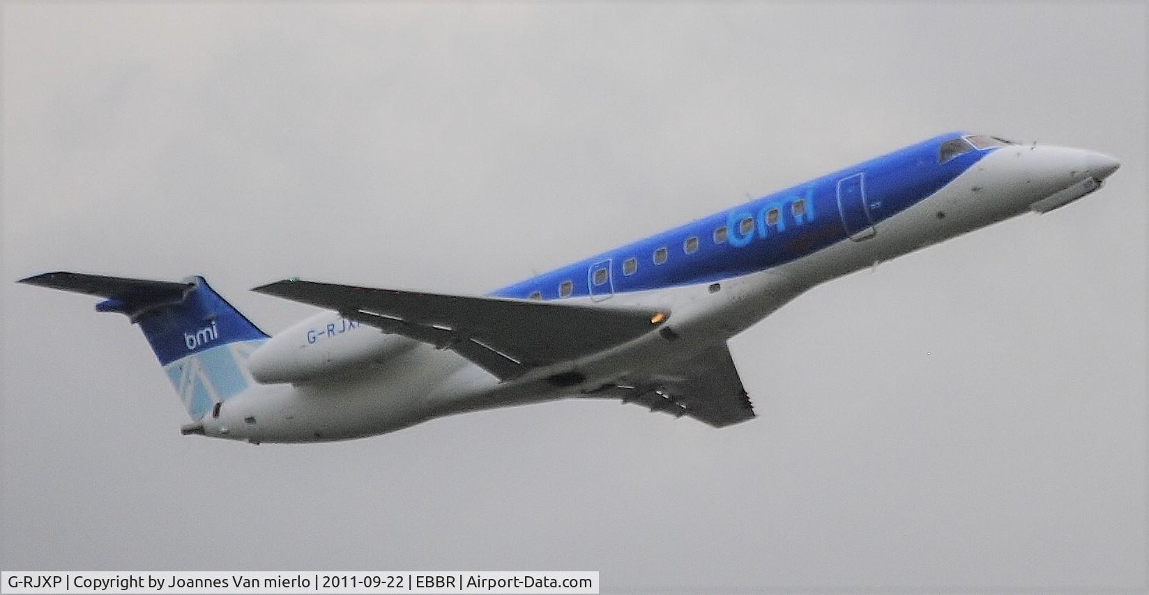 G-RJXP, 2001 Embraer ERJ-135ER (EMB-135ER) C/N 145431, T/O BRU 25R