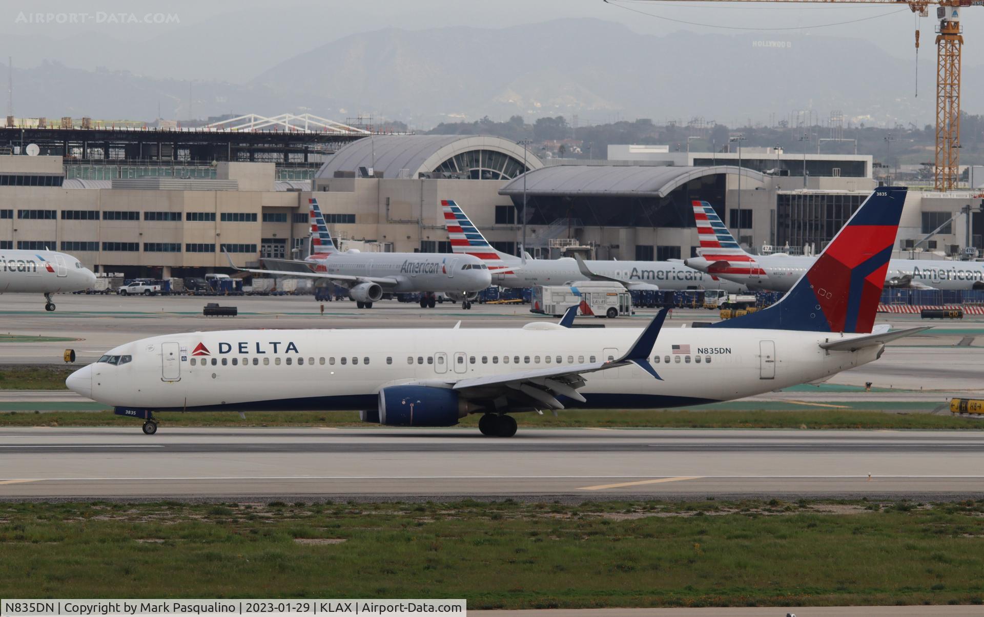 N835DN, 2015 Boeing 737-932/ER C/N 31945, Boeing 737-932/ER
