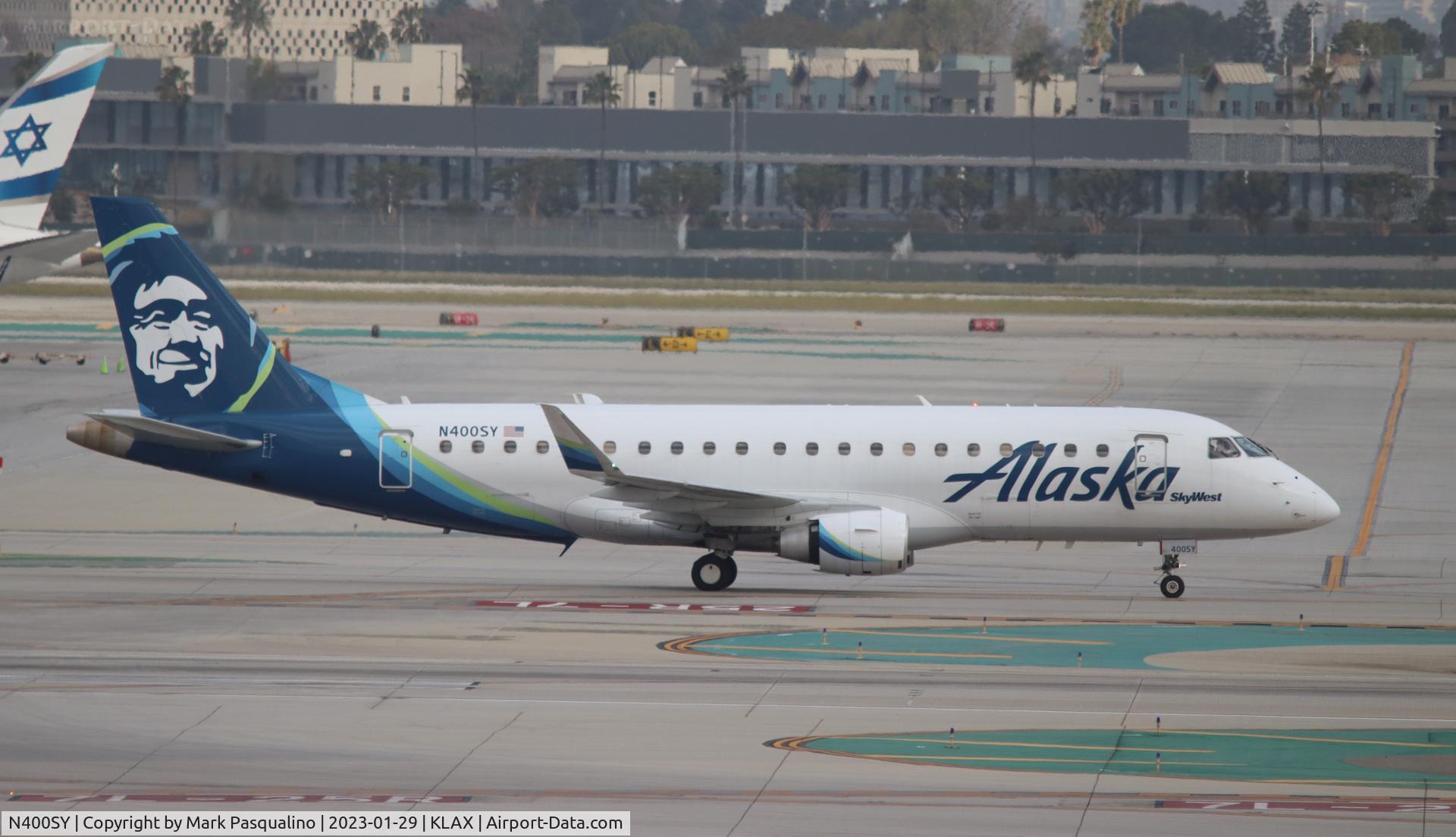 N400SY, 2018 Embraer 175LR (ERJ-170-200LR) C/N 17000732, ERJ-170-200LR