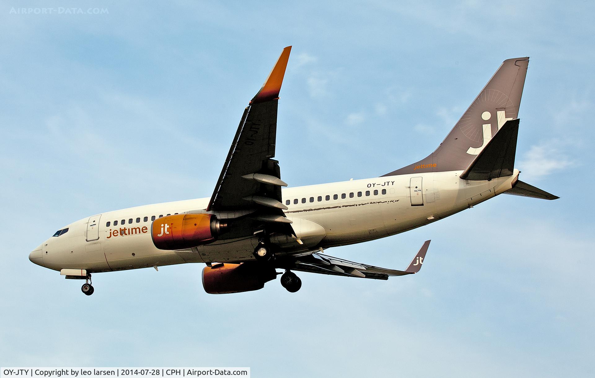 OY-JTY, 2001 Boeing 737-7Q8 C/N 30727, Copenhagen 28.7.2014