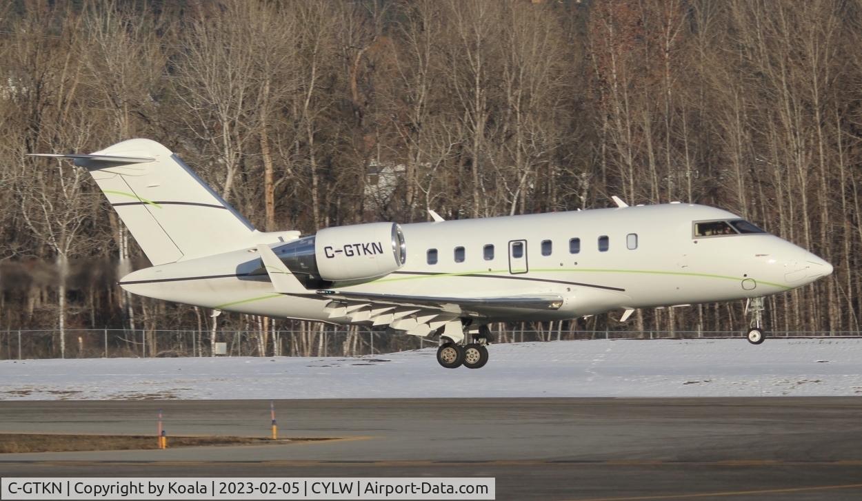 C-GTKN, 2020 Bombardier Challenger 650 C/N 6154, Arrival from van Nuys (VNY, CA).