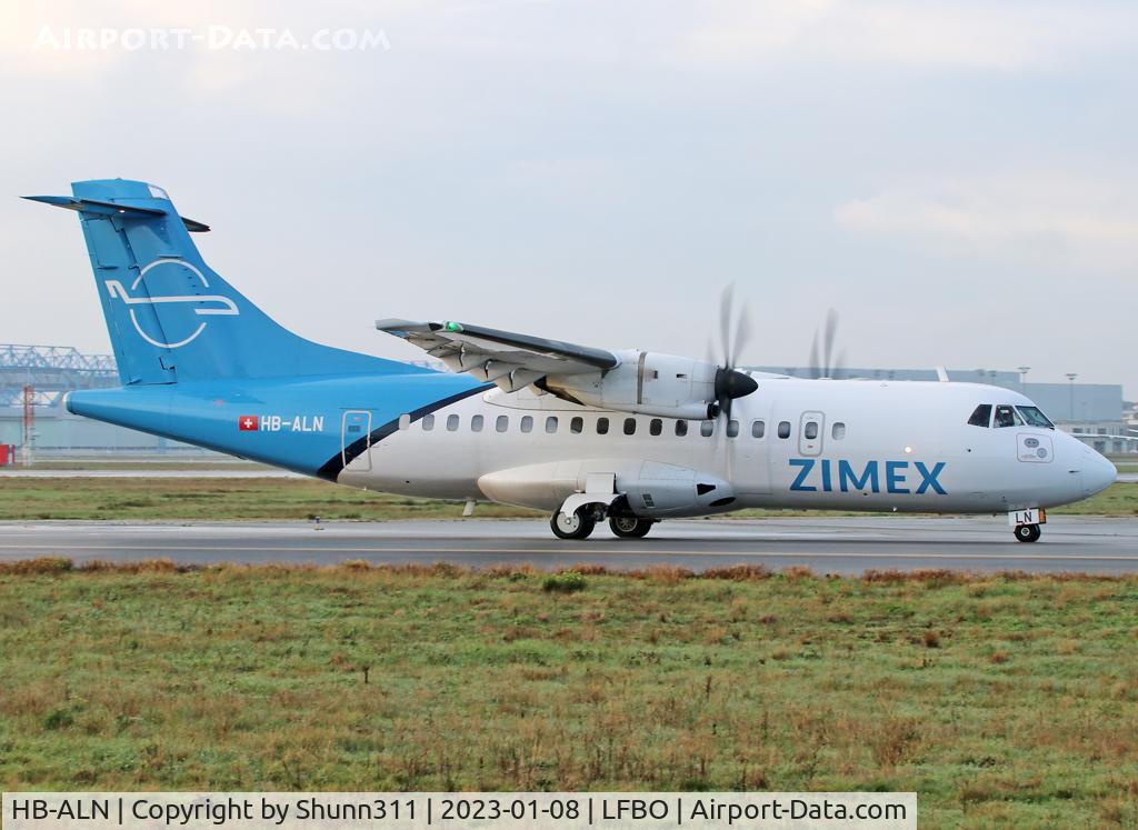 HB-ALN, 1996 ATR 42-500 C/N 528, Taxiing for departure... Toulouse Soccer Team on board...