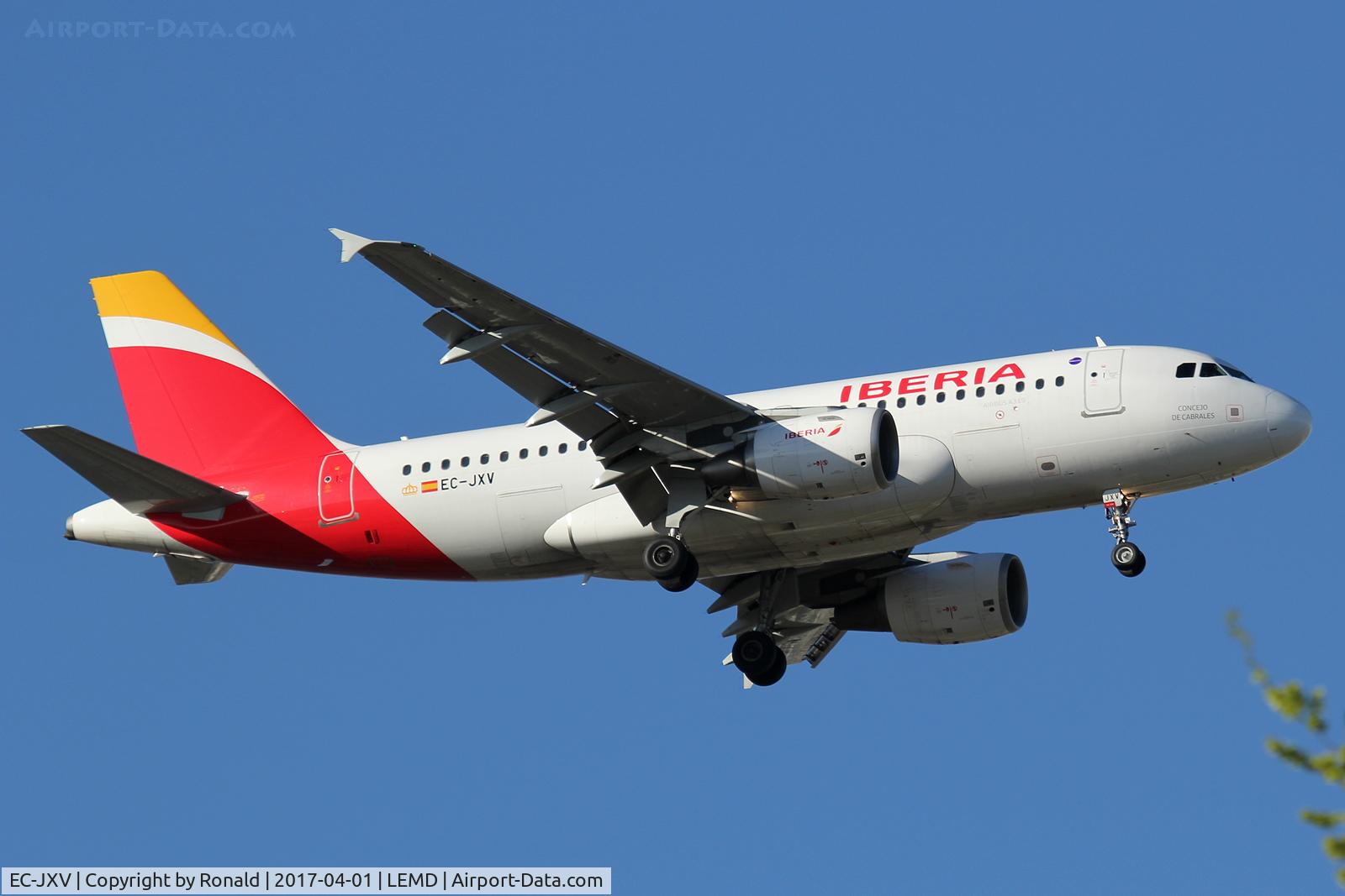 EC-JXV, 2006 Airbus A319-111 C/N 2897, at mad
