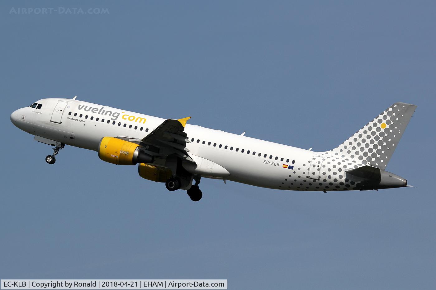 EC-KLB, 2007 Airbus A320-214 C/N 3321, at spl