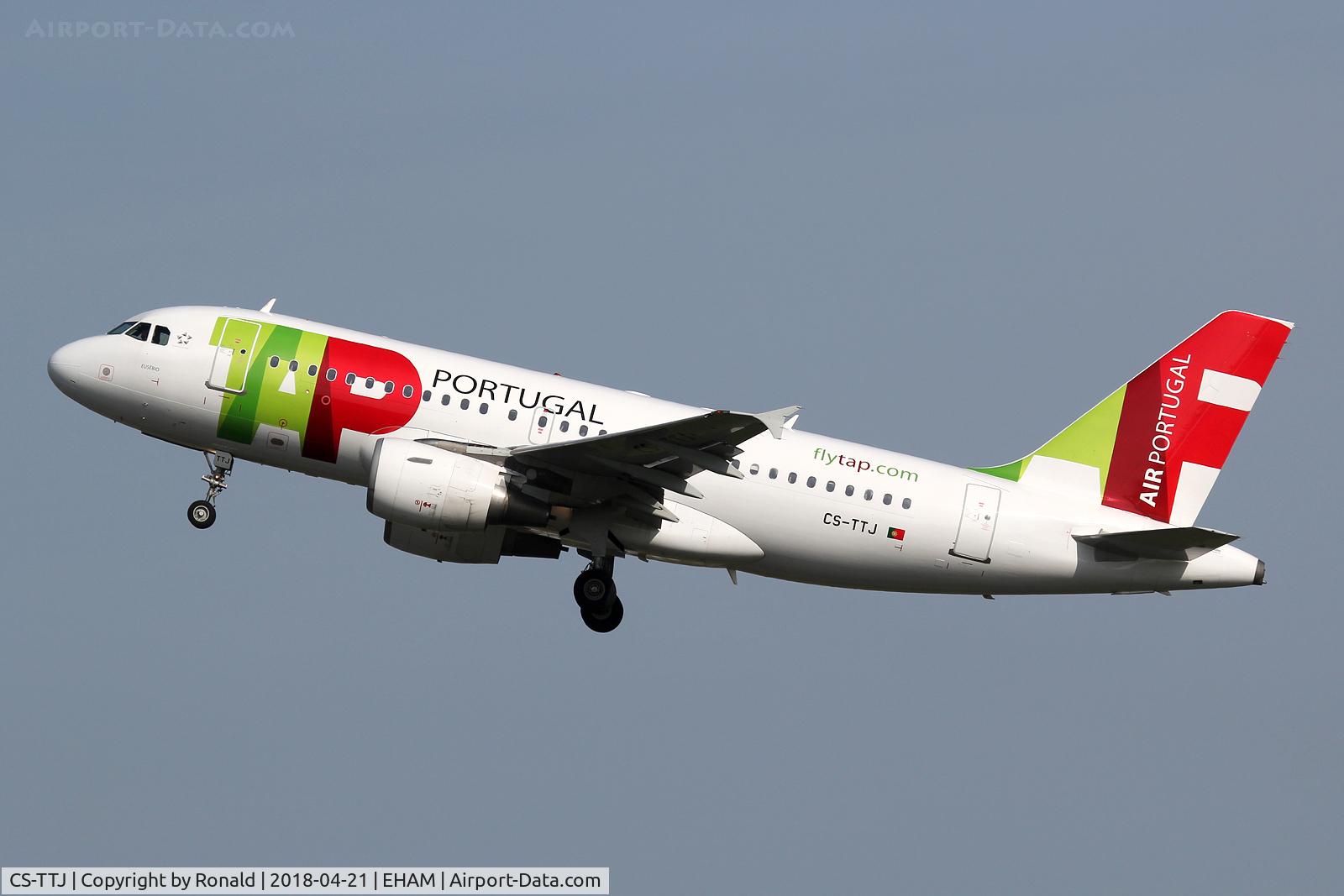 CS-TTJ, 1999 Airbus A319-111 C/N 979, at spl
