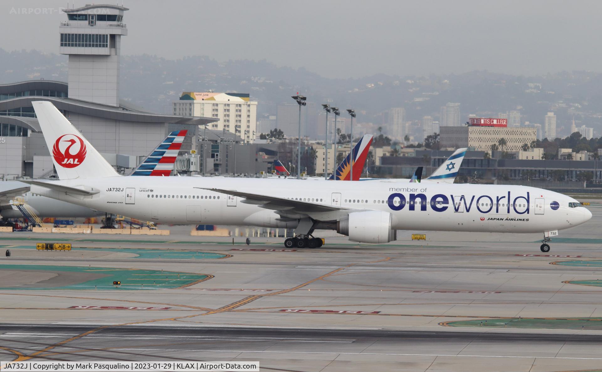 JA732J, 2002 Boeing 777-346/ER C/N 32430, Boeing 777-346/ER
