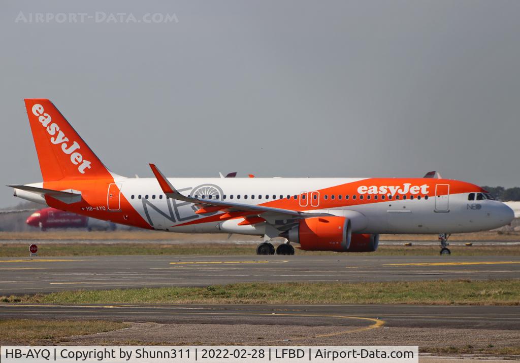 HB-AYQ, 2021 Airbus A320-251N C/N 10186, Lining up rwy 23 for departure...