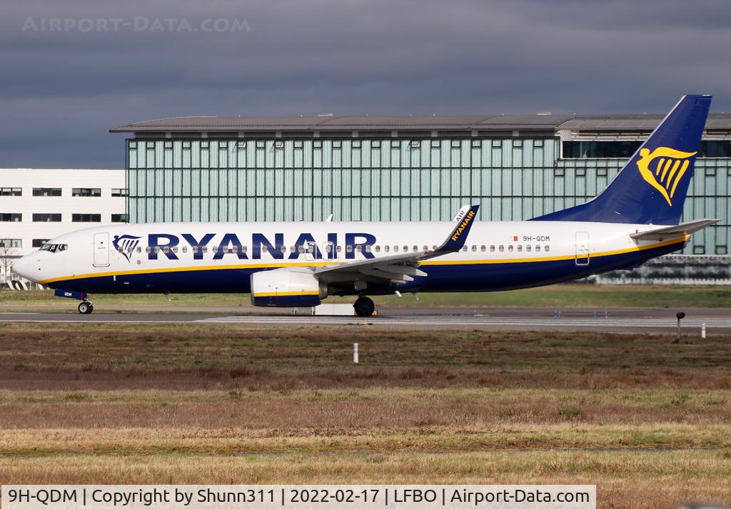 9H-QDM, 2016 Boeing 737-8AS C/N 44762, Ready for take off from rwy 32L