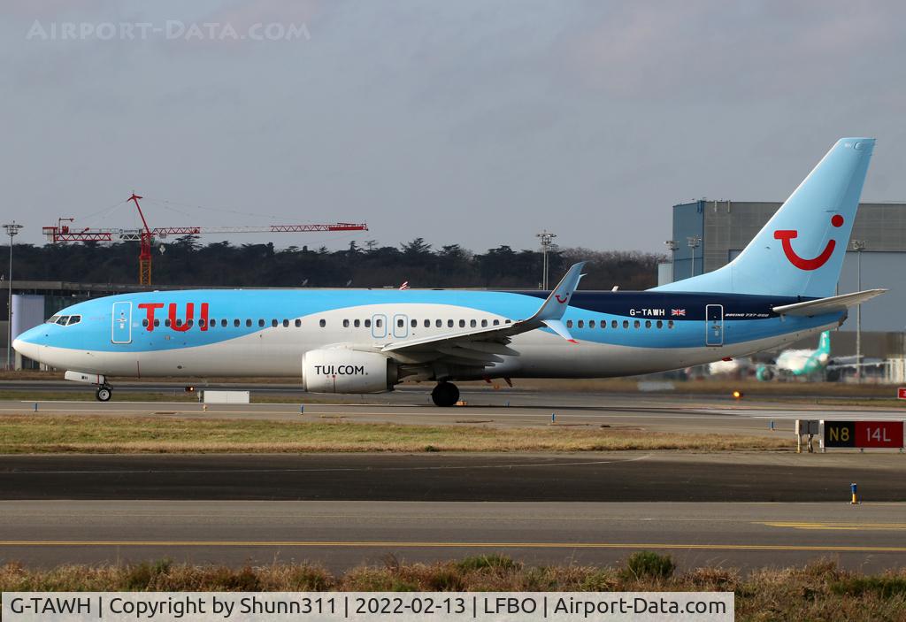 G-TAWH, 2012 Boeing 737-8K5 C/N 38107, Ready for take off from rwy 14L with additional split scimitar winglets