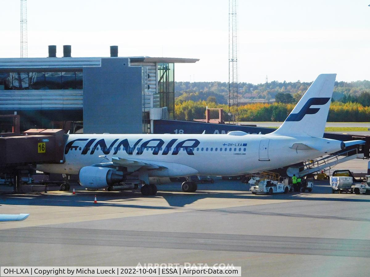 OH-LXA, 2001 Airbus A320-214 C/N 1405, At Arlanda