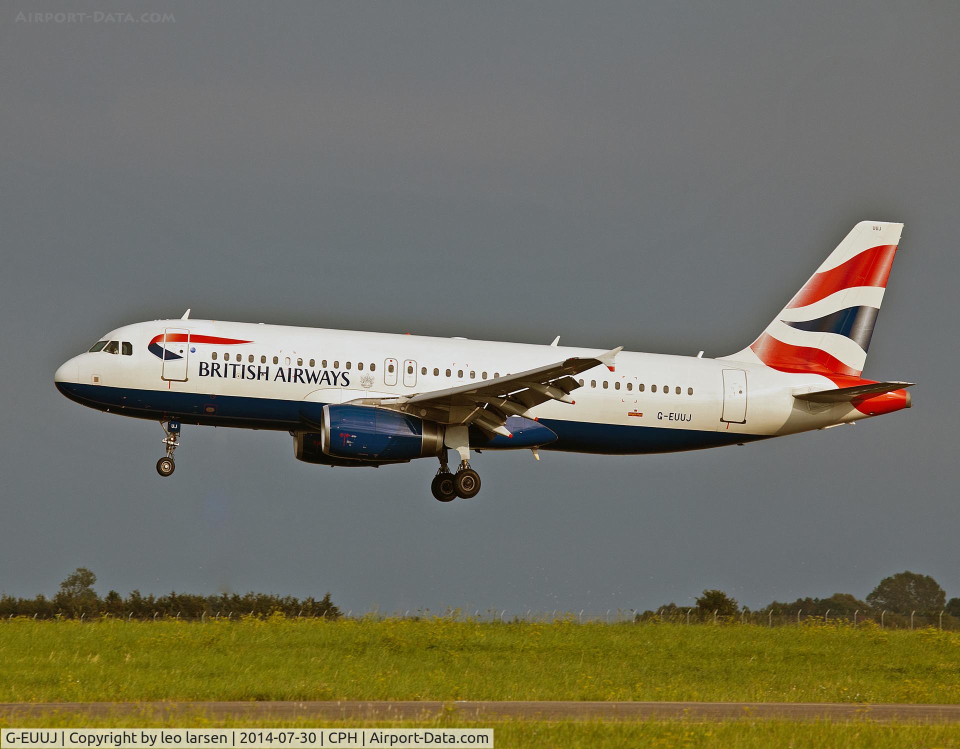 G-EUUJ, 2002 Airbus A320-232 C/N 1883, Copenhagen 30.7.2014