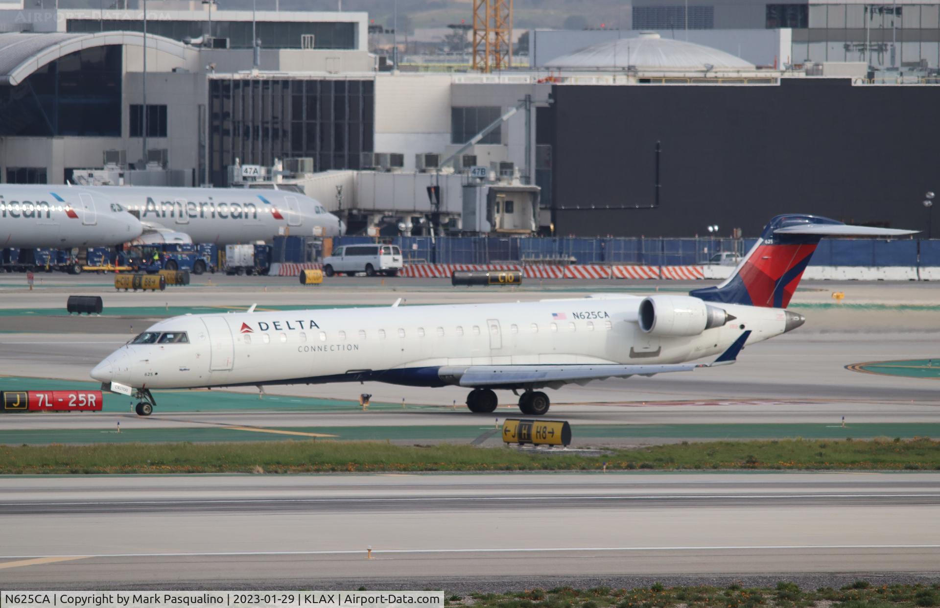 N625CA, 2003 Bombardier CRJ-700 (CL-600-2C10) Regional Jet C/N 10113, CL-600-2C10