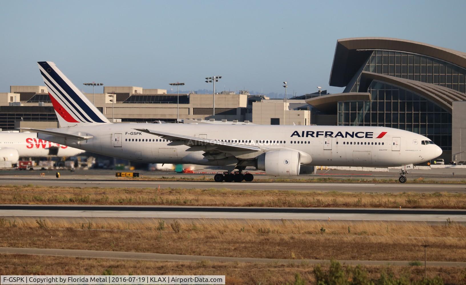 F-GSPK, 2000 Boeing 777-228/ER C/N 29010, Air France 777-200 zx