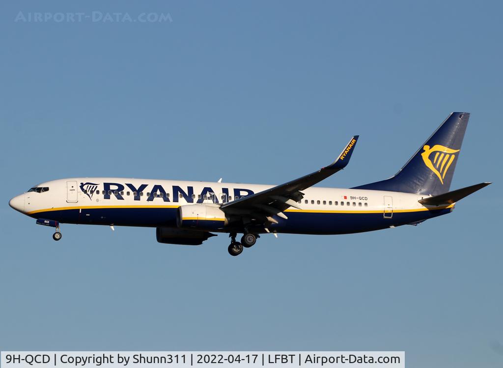 9H-QCD, 2016 Boeing 737-8AS C/N 44727, Landing rwy 20