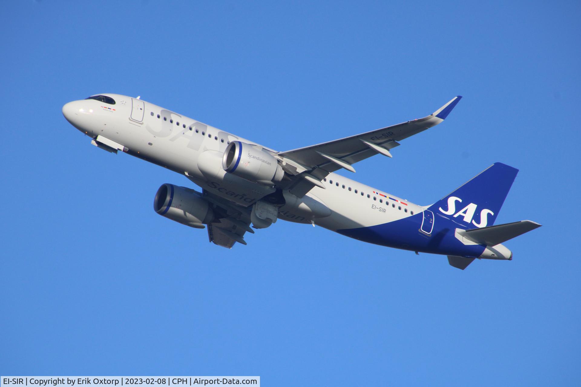 EI-SIR, 2022 Airbus A320-251N C/N 10990, Ei-SIR taking off rw 22L