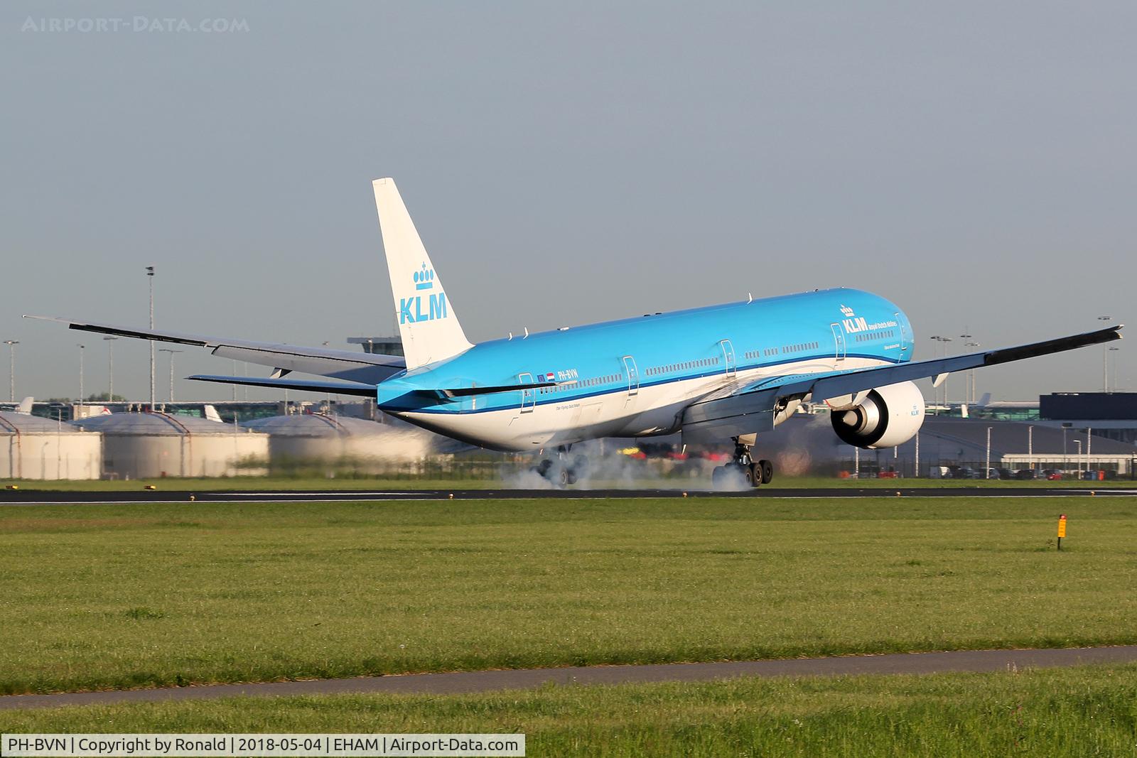 PH-BVN, 2015 Boeing 777-306/ER C/N 44549, at spl