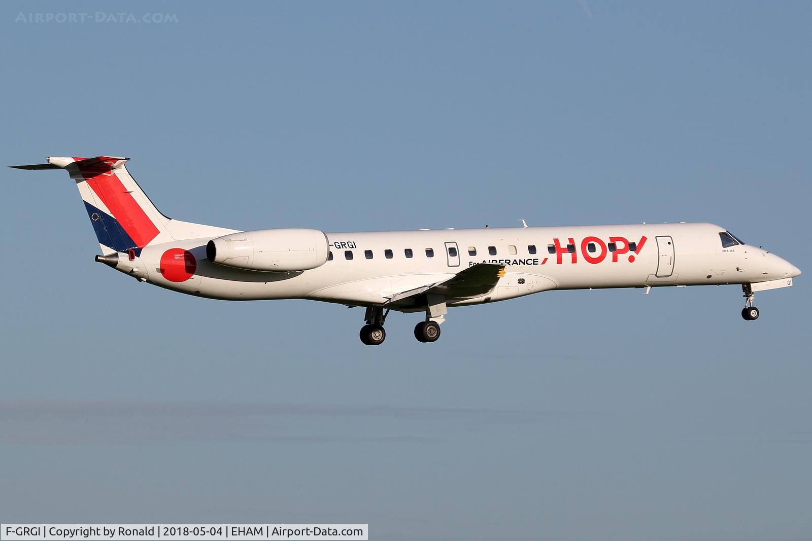 F-GRGI, 1999 Embraer EMB-145EU (ERJ-145EU) C/N 145152, at spl