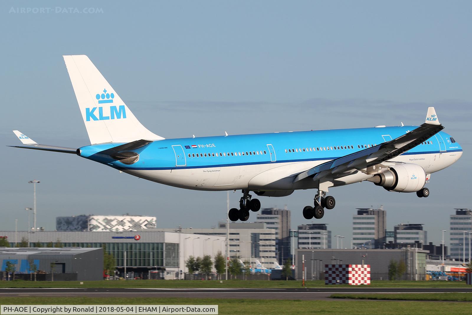 PH-AOE, 2006 Airbus A330-203 C/N 770, at spl