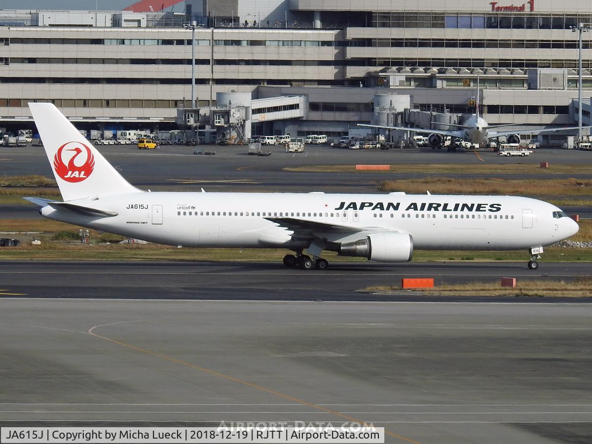 JA615J, 2006 Boeing 767-346/ER C/N 33850, At Haneda
