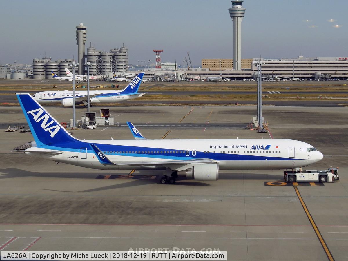 JA626A, 2011 Boeing 767-381/ER C/N 40897, At Haneda