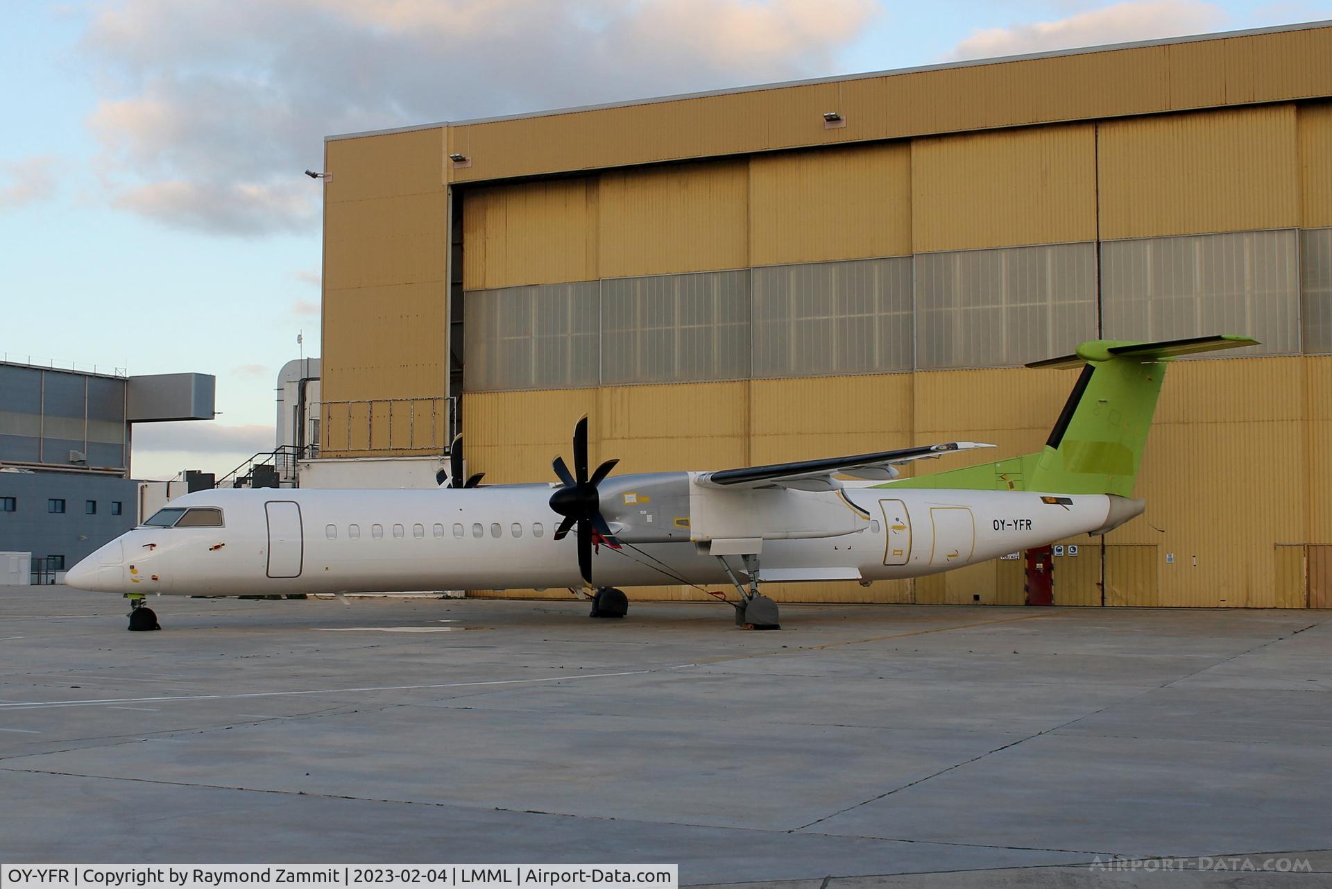 OY-YFR, De Havilland Canada Dash-8-402Q C/N 4302, De Havilland Canada DHC-8 OY-YFR (Ex Air Baltic)