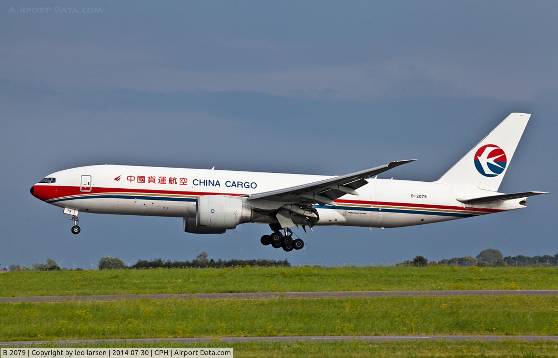B-2079, 2010 Boeing 777-F6N C/N 37715, Copenhagen 30.7.2014
