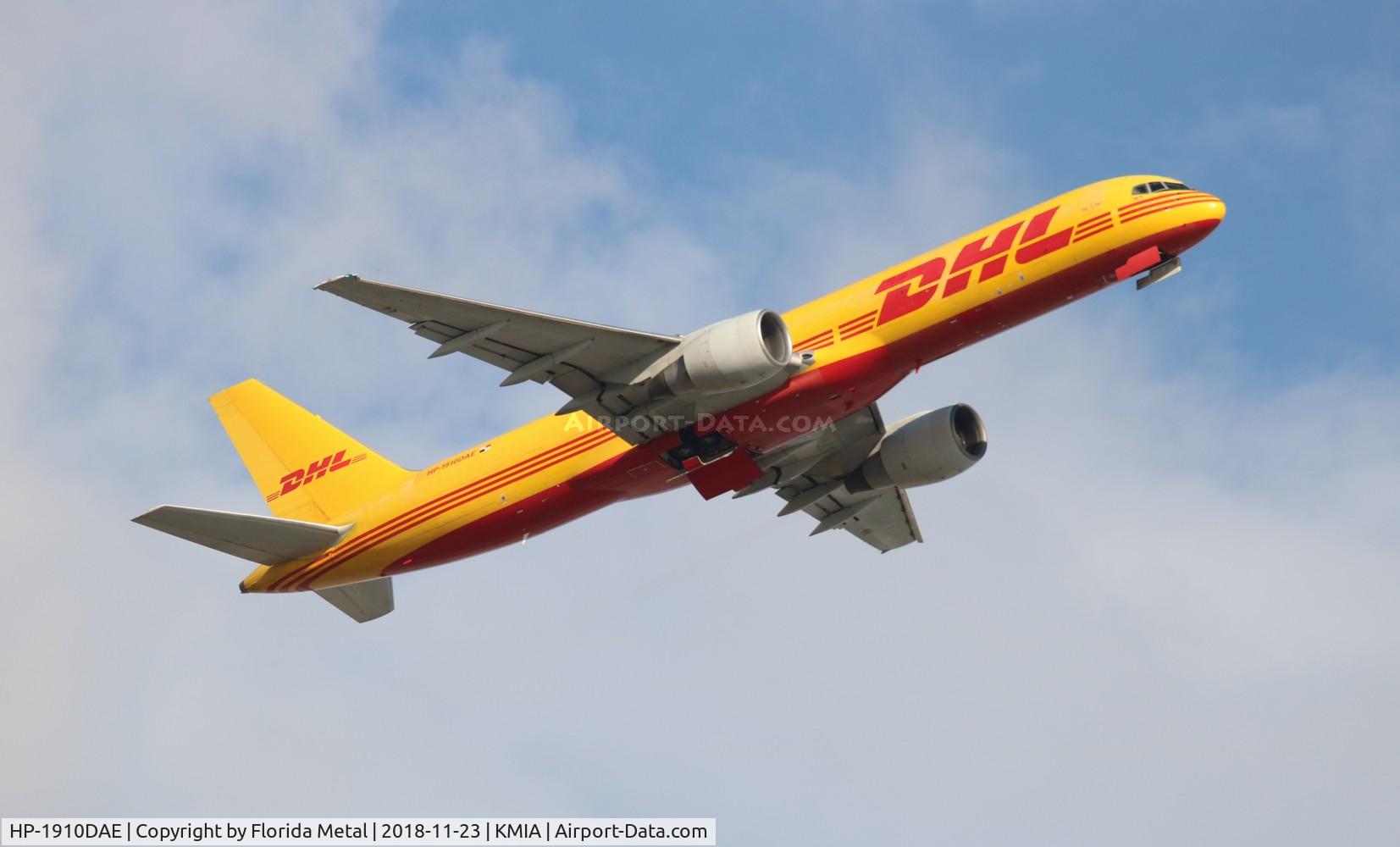 HP-1910DAE, 1998 Boeing 757-200 C/N 29607, DHL Panama 757-200F zx