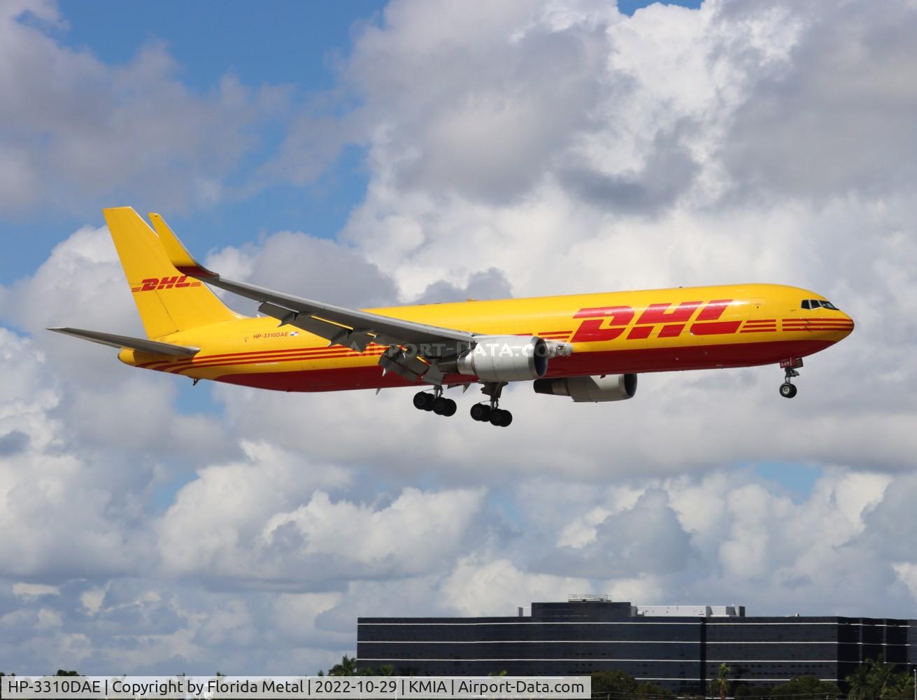 HP-3310DAE, 1997 Boeing 767-304/ER (BCF) C/N 28042, DHL Panama 767-300F zx
