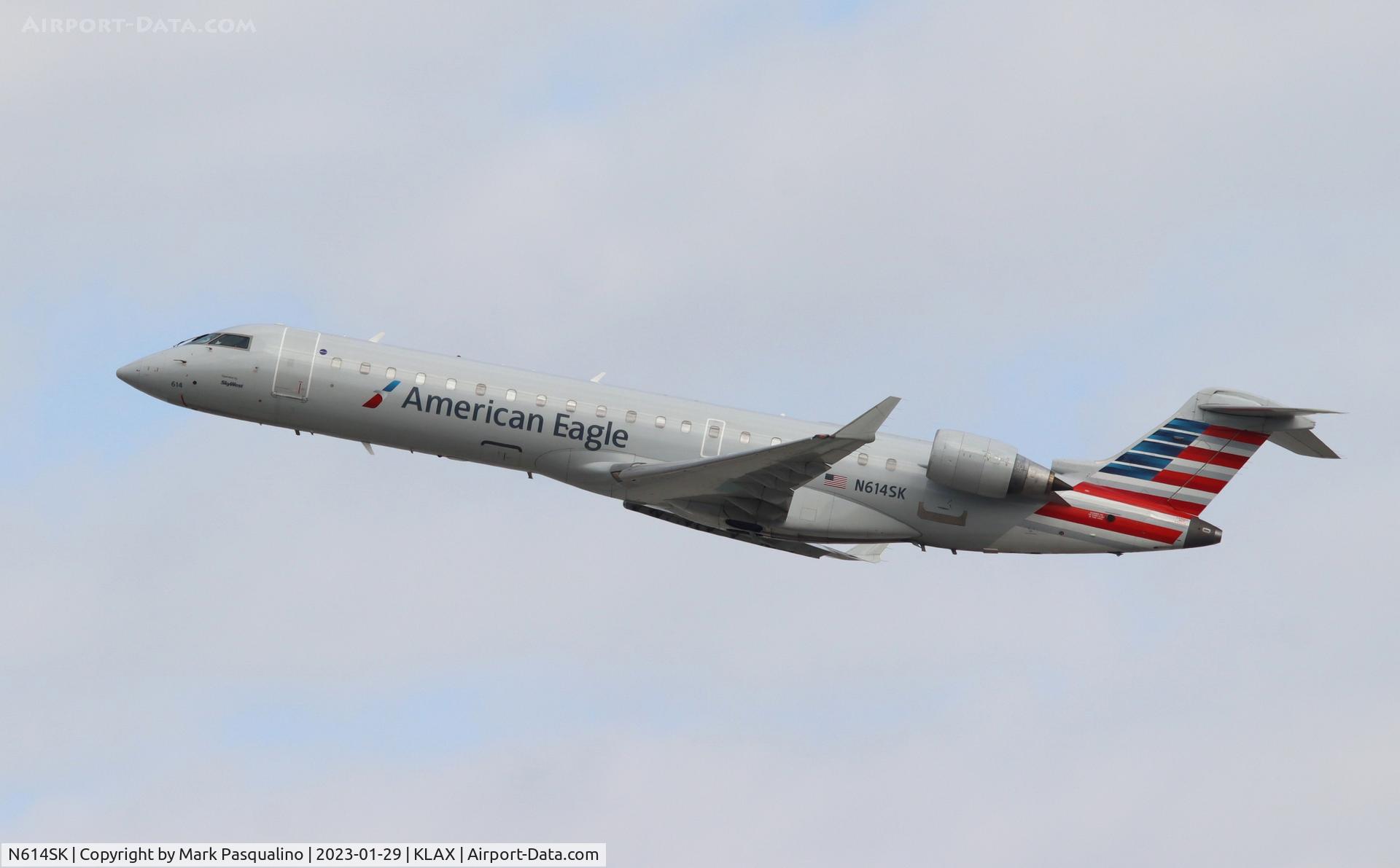 N614SK, 2002 Bombardier CRJ-701 (CL-600-2C10) Regional Jet C/N 10051, CL-600-2C10