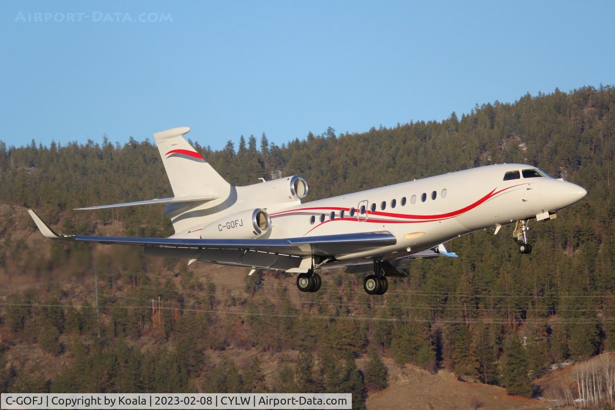 C-GOFJ, 2009 Dassault Falcon 7X C/N 61, Arrival from Vancouver.