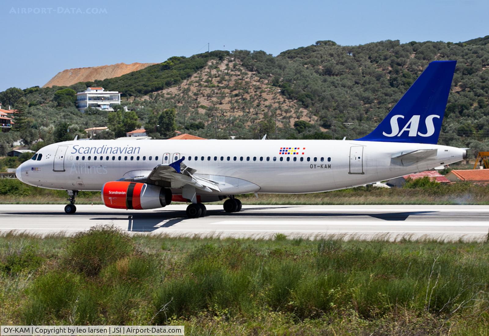 OY-KAM, 2006 Airbus A320-232 C/N 2911, Landing  JSI Skiathos 16.8.2014