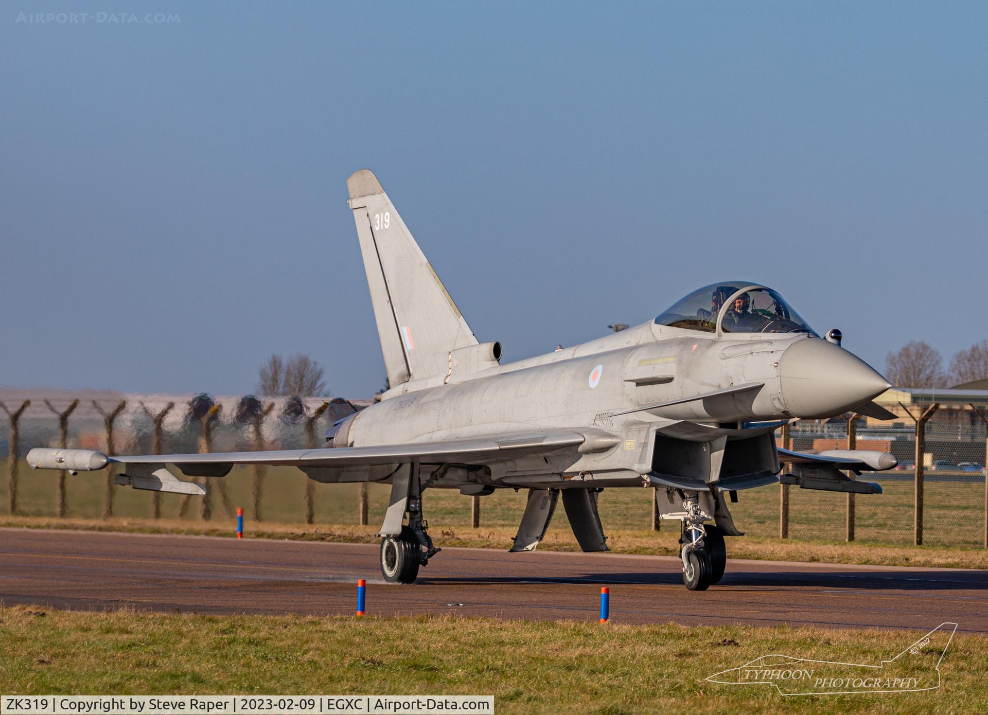 ZK319, Eurofighter EF-2000 Typhoon FGR.4 C/N BS080, Taxying out for rwy 25 departure