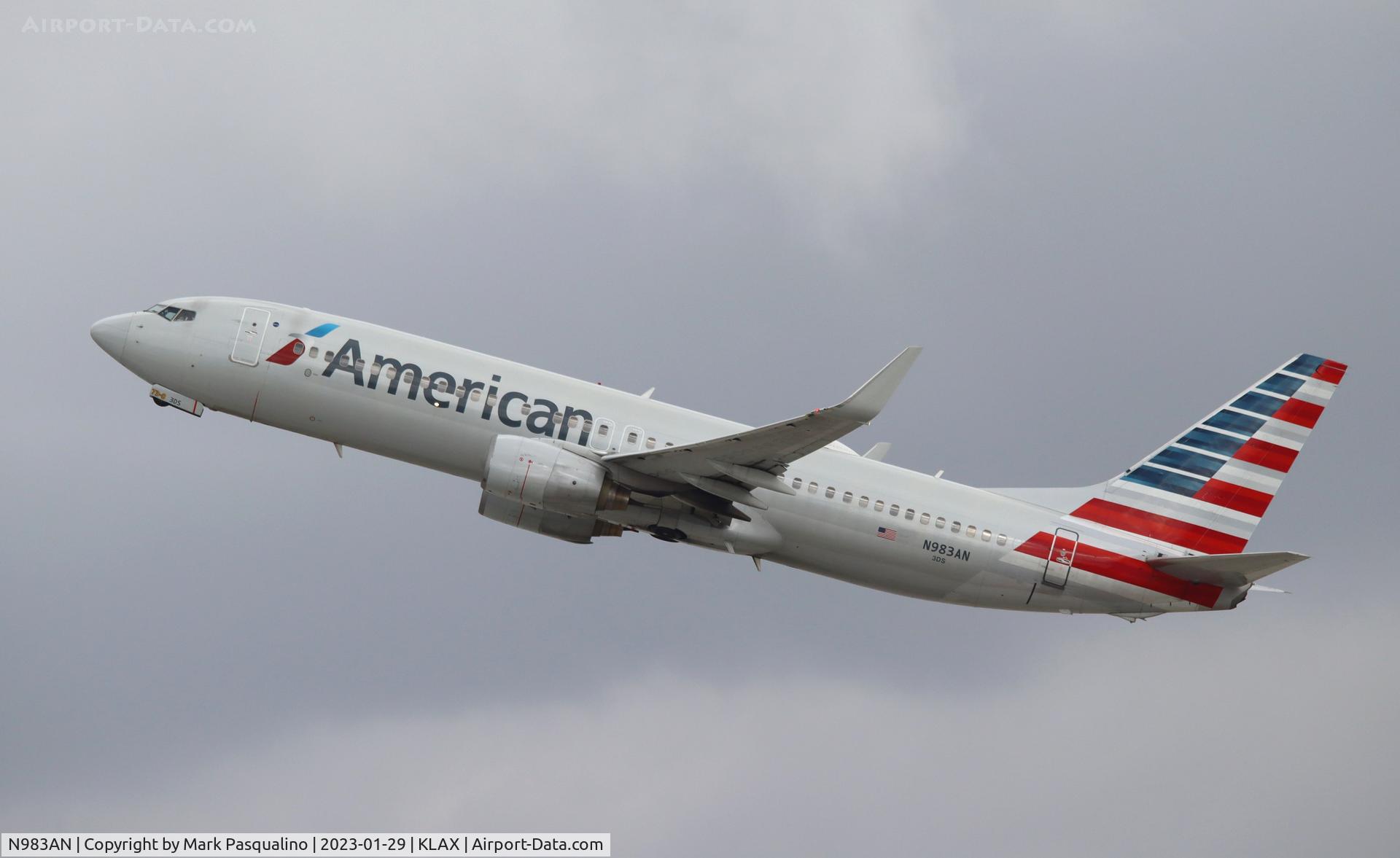N983AN, 2001 Boeing 737-823 C/N 30899, Boeing 737-823