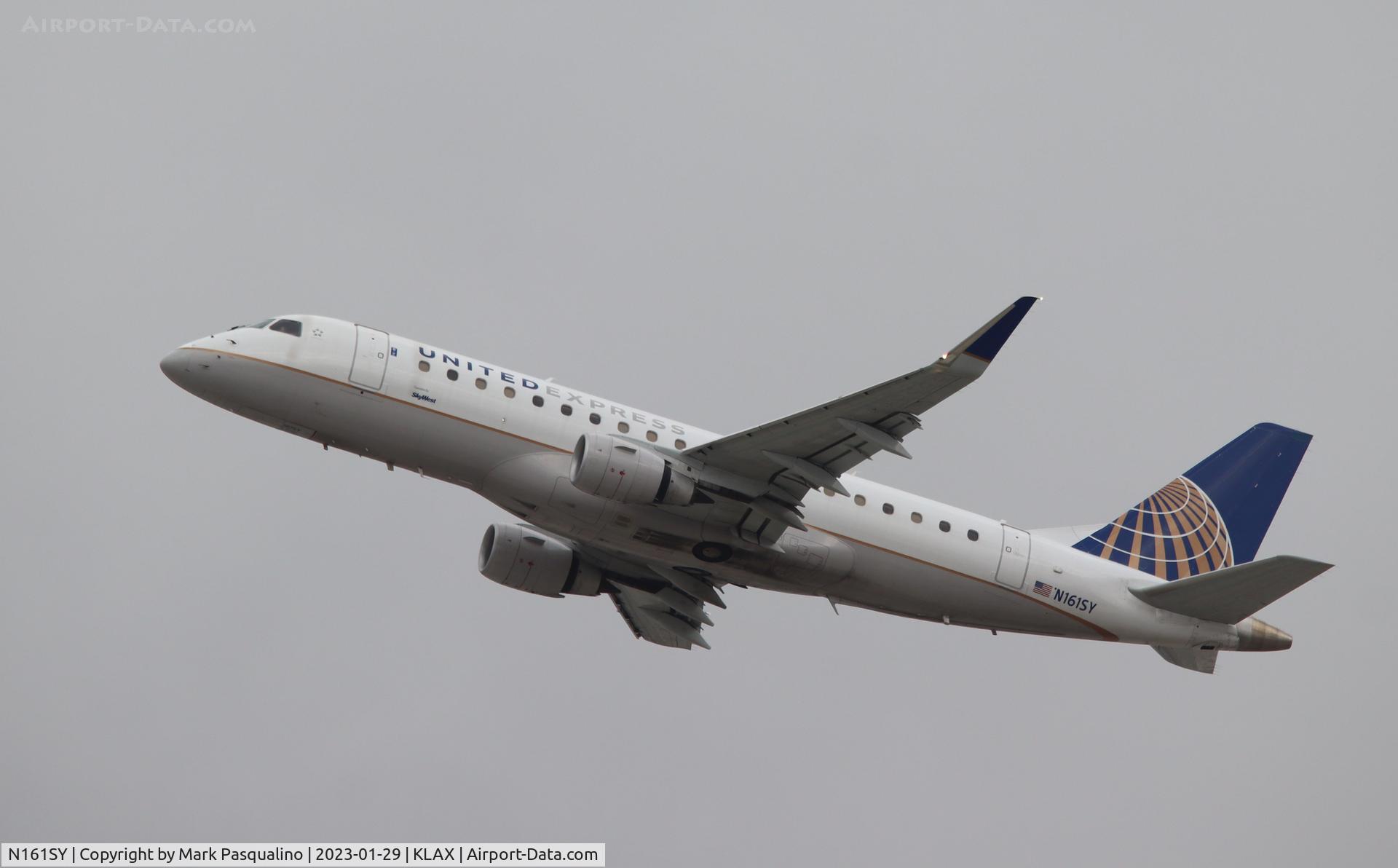 N161SY, 2016 Embraer 175LR (ERJ-170-200LR) C/N 17000569, ERJ-170-200LR