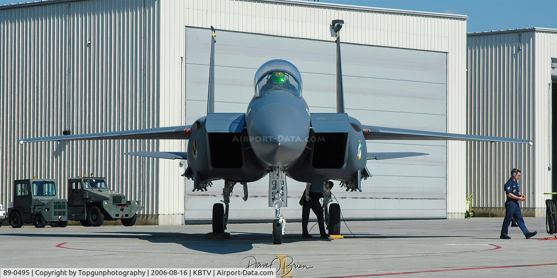 89-0495, 1989 McDonnell Douglas F-15E Strike Eagle C/N 1142/E117, Eagle Demo going through final checks before launching
