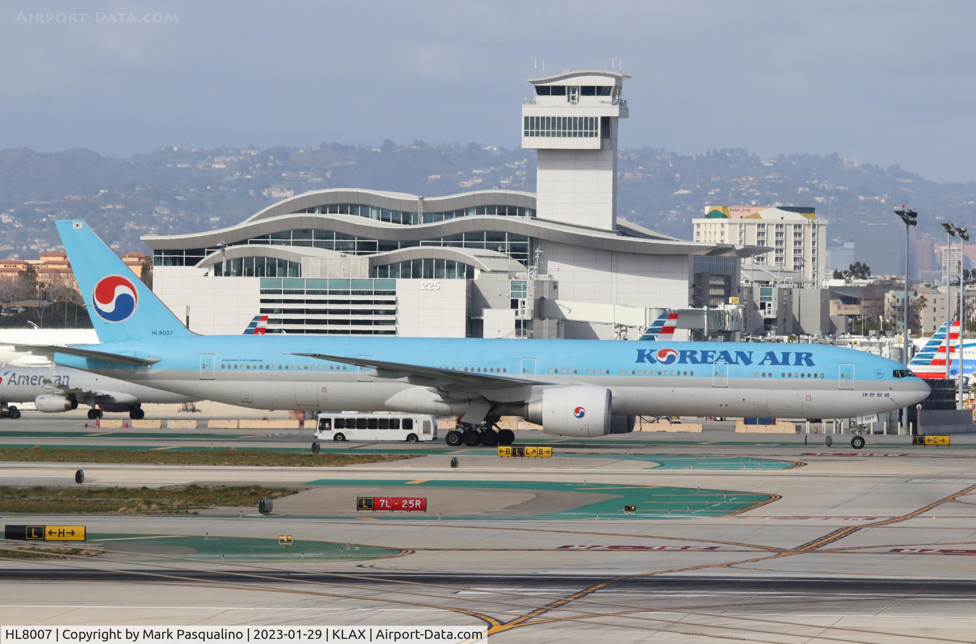 HL8007, 2015 Boeing B777-3B5(ER) C/N 43815, Boeing 777-3B5/ER