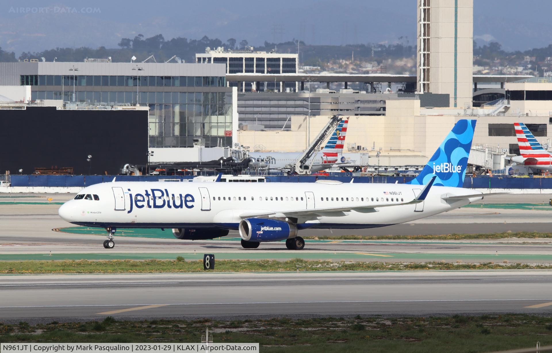 N961JT, 2016 Airbus A321-231 C/N 6930, Airbus A321-231