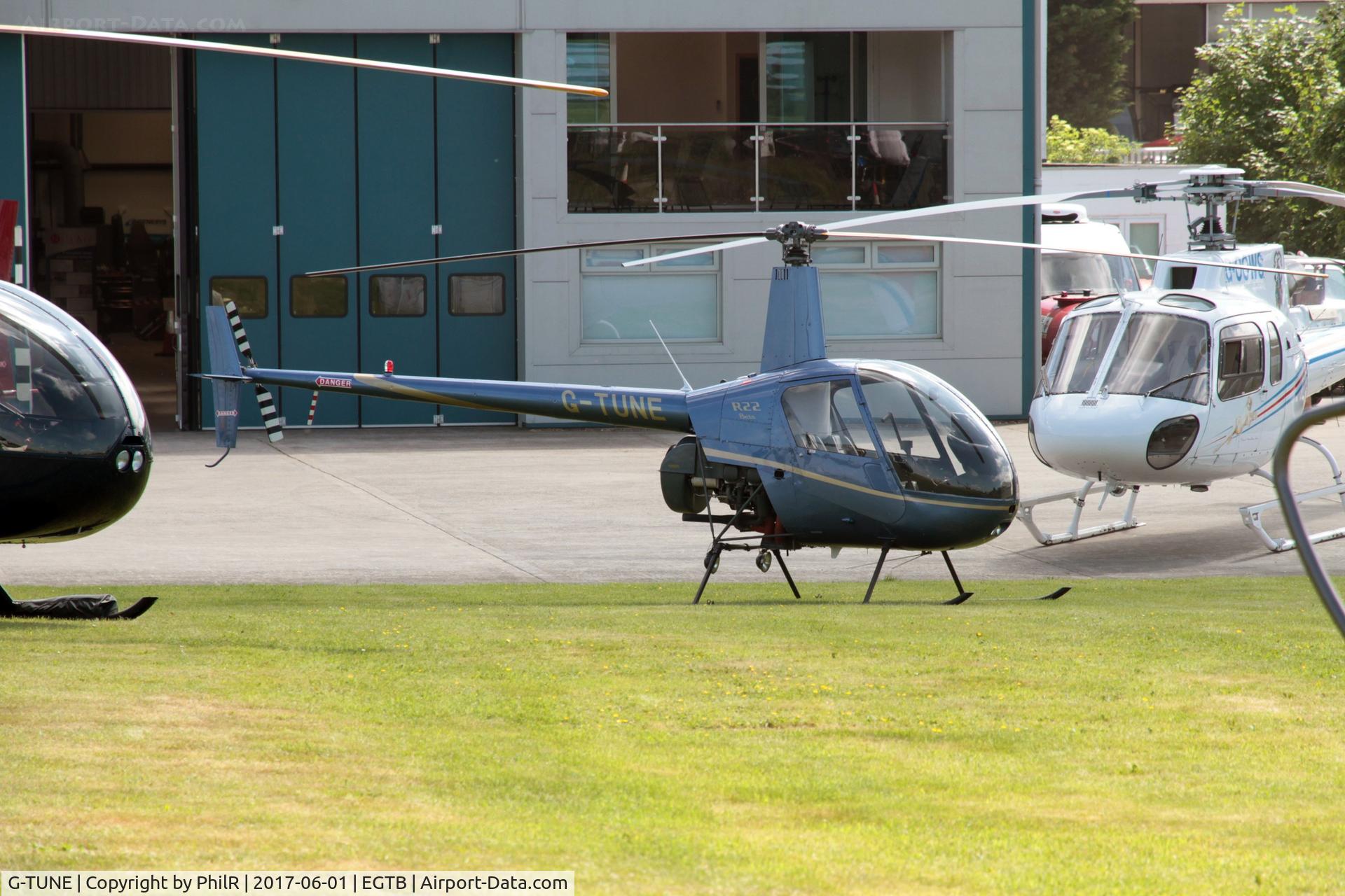 G-TUNE, 1988 Robinson R22 Beta C/N 0818, G-TUNE 1988 Robinson R22 Beta Air Expo Booker