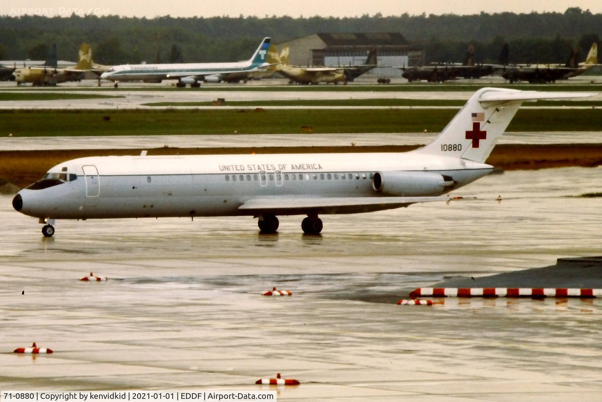 71-0880, 1971 McDonnell Douglas C-9A Nightingale C/N 47538/665, At Frankfurt, early 1980''s.