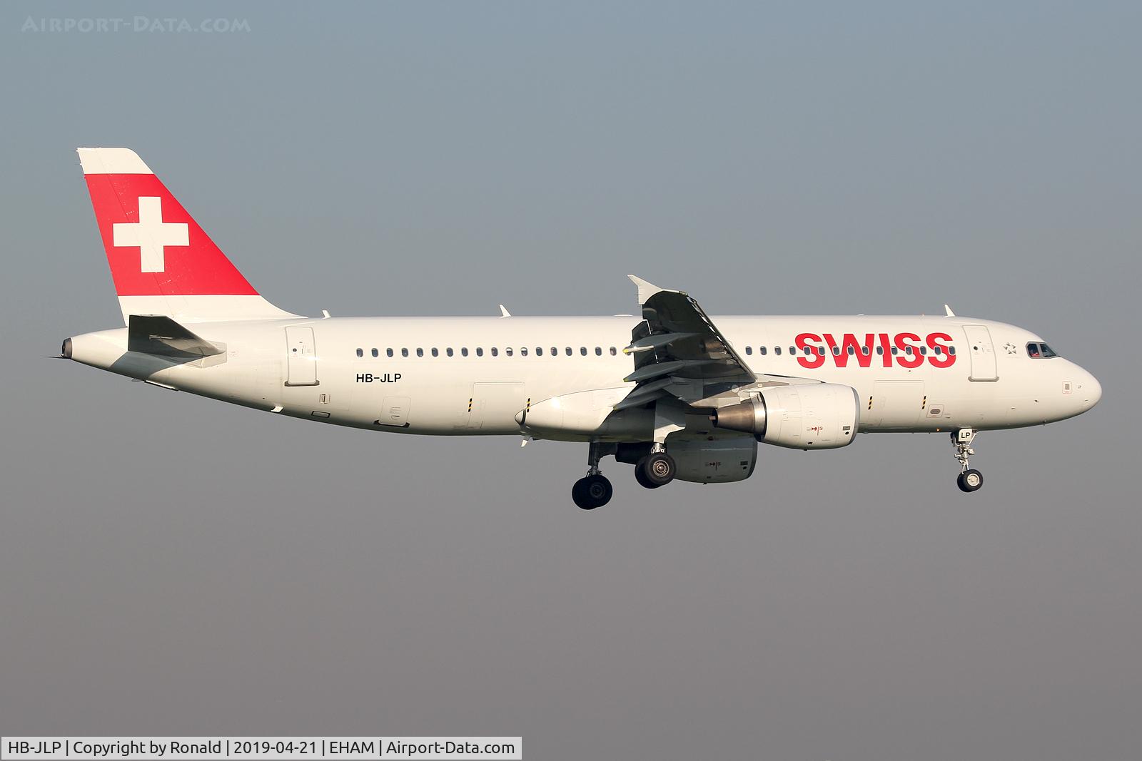 HB-JLP, 2011 Airbus A320-214 C/N 4618, at spl