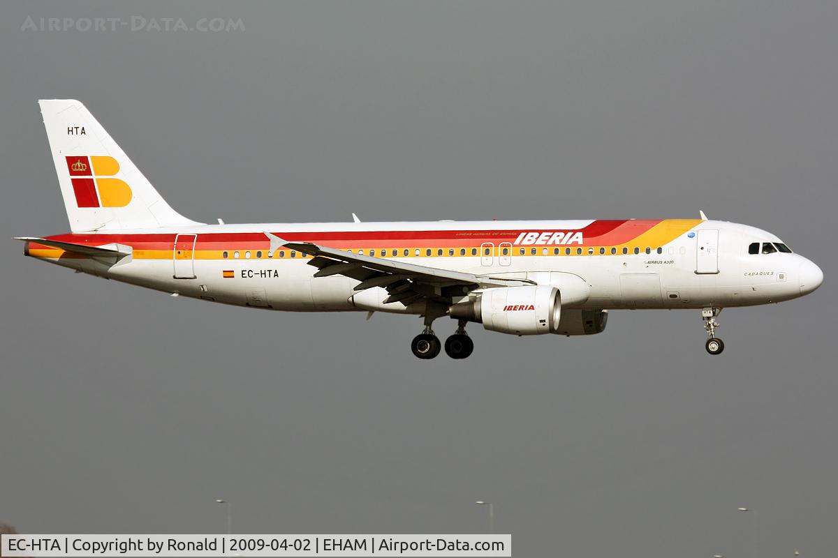 EC-HTA, 2001 Airbus A320-214 C/N 1516, at spl