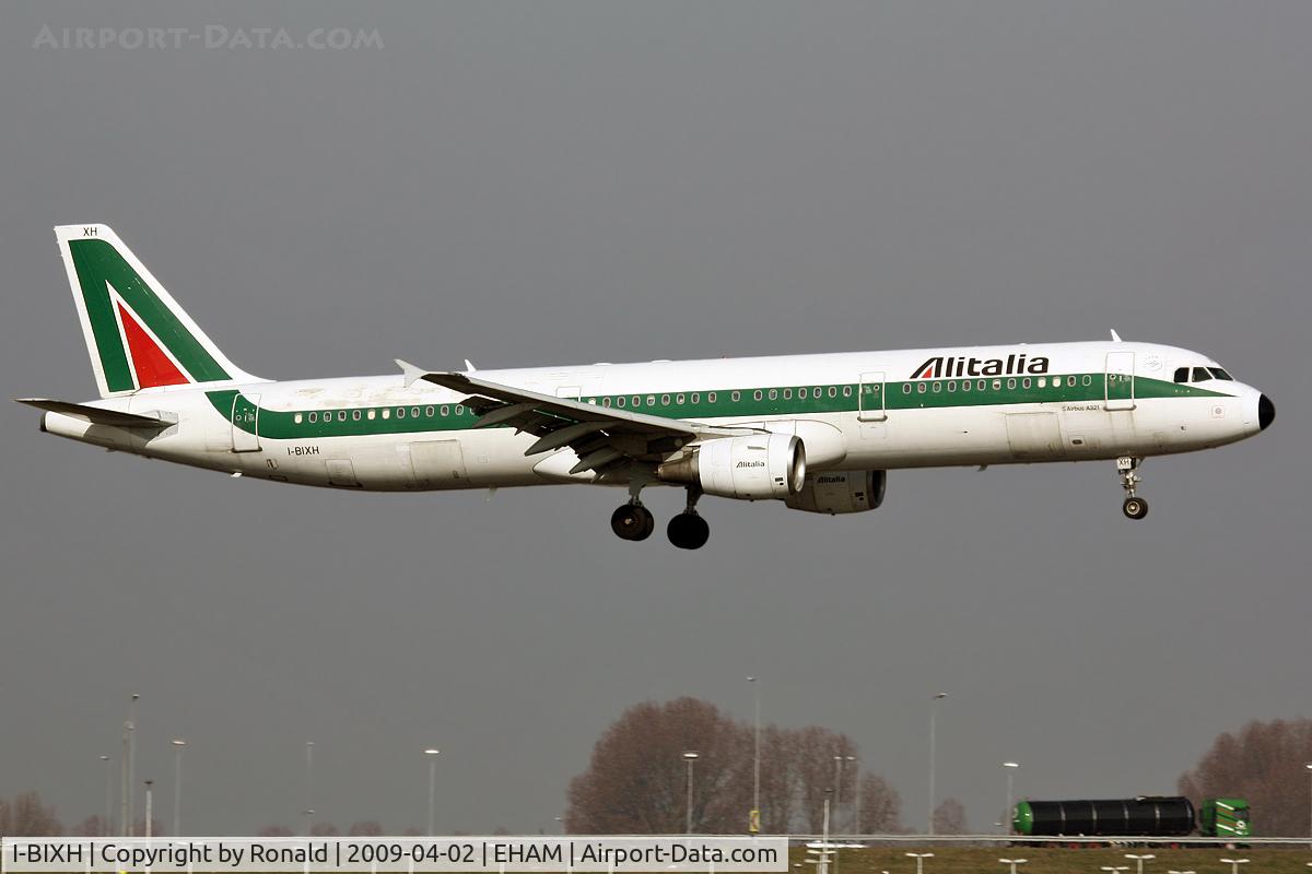 I-BIXH, 1999 Airbus A321-112 C/N 940, at spl