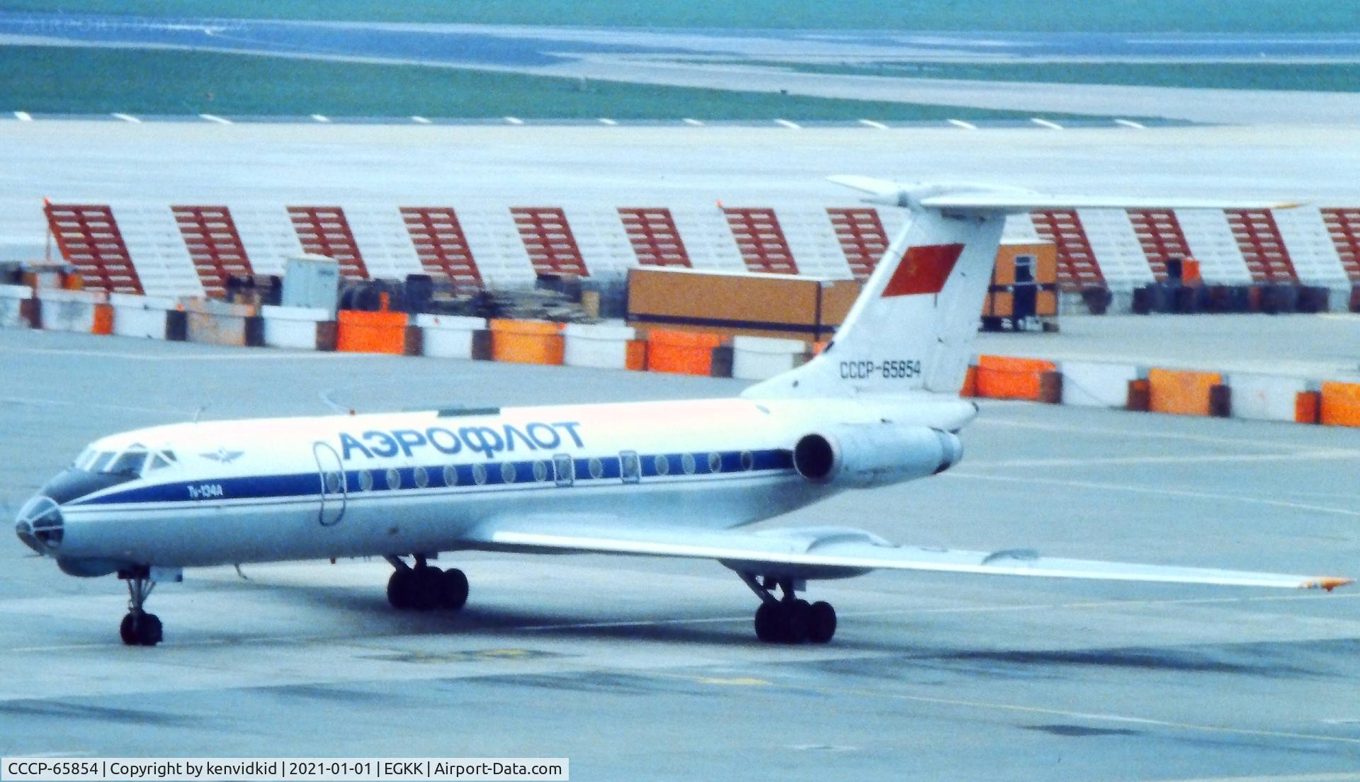 CCCP-65854, 1975 Tupolev TU-134A C/N 23248, At London Gatwick, early 1980's.