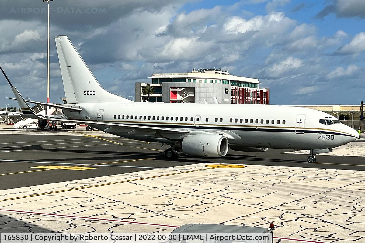 165830, 2000 Boeing C-40A (737-7AF) Clipper C/N 29980, Park 9