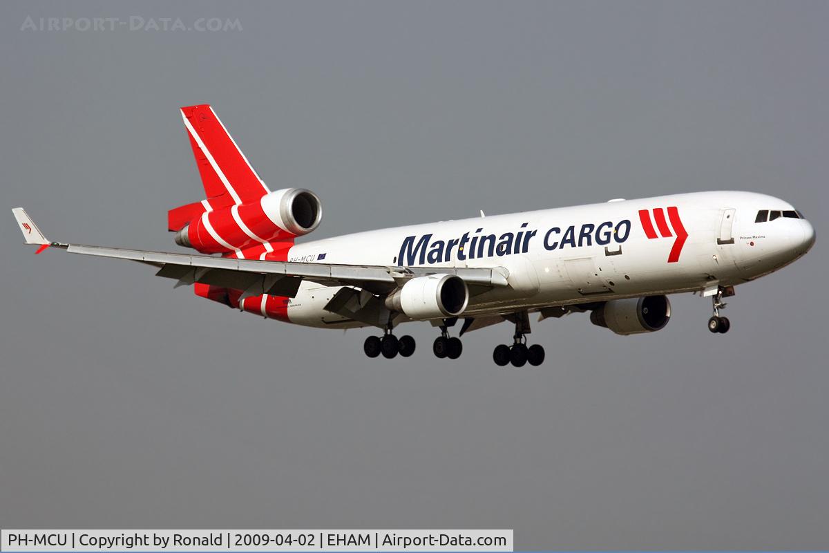 PH-MCU, 1996 McDonnell Douglas MD-11F C/N 48757, at spl