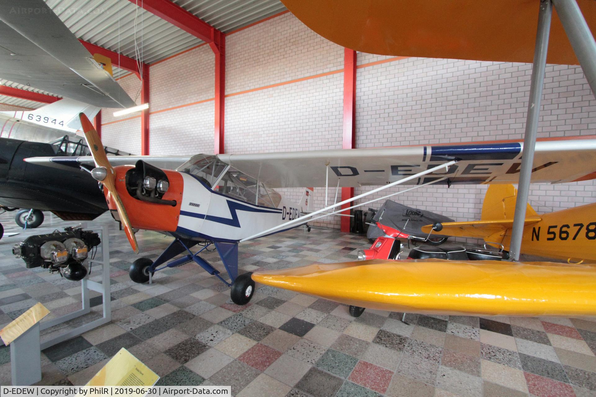 D-EDEW, 1944 Piper L-4J Grasshopper (J3C-65D) C/N 10506, D-EDEW (44-80324) 1944 Piper J-3C Cub Hermeskeil