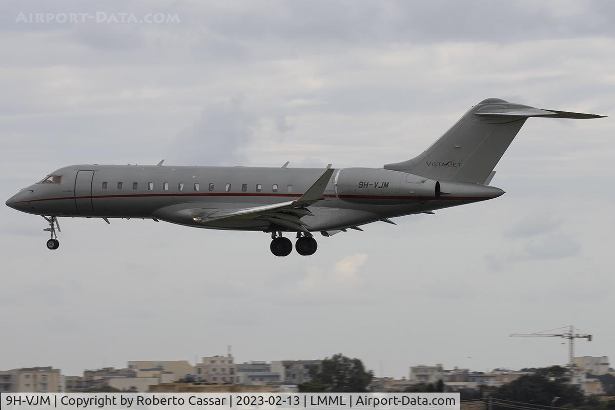 9H-VJM, 2013 Bombardier BD-700-1A10 Global Express 6000 C/N 9630, Runway 31